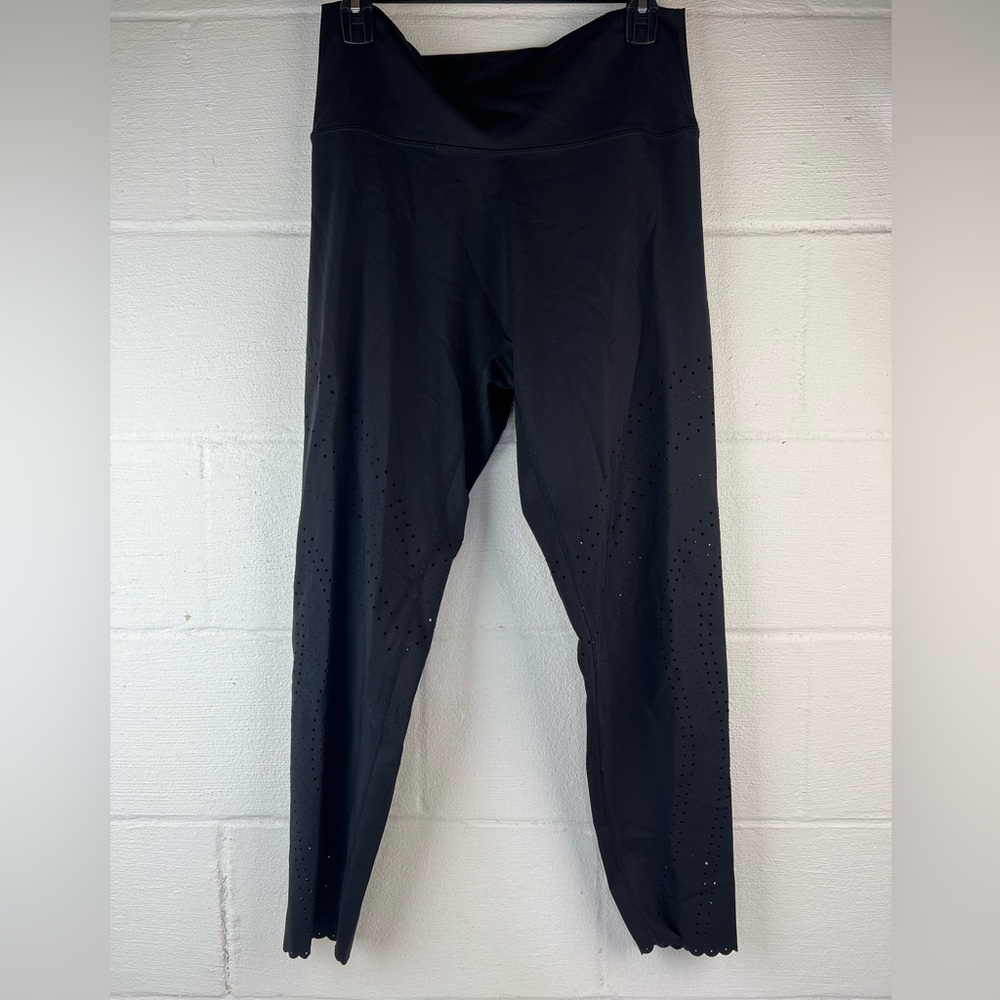 Offline by Aerie Black Laser Cut 7/8 Leggings